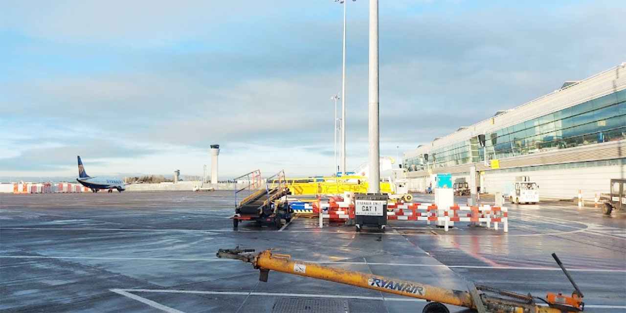 DUB airport services and facilities